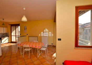 Salone - Quadrilocale via Torino, 31, Cuorgnè - foto 6