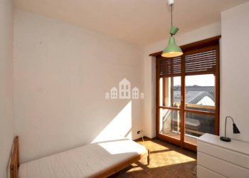 Camera da letto - Quadrilocale via Torino, 31, Cuorgnè - foto 19