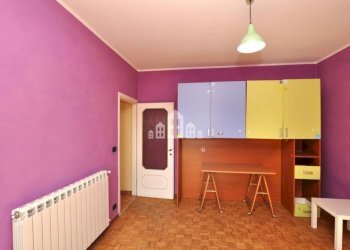 Camera da letto - Quadrilocale via Torino, 31, Cuorgnè - foto 26