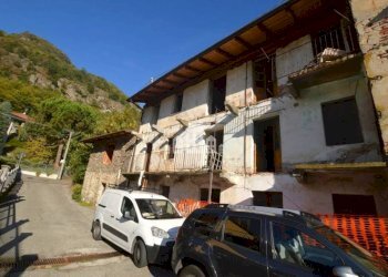 Facciata - Rustico via Berchera, 14, Pont-Canavese - foto 3