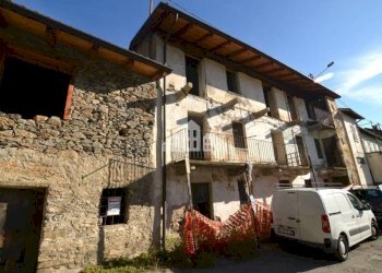 Facciata - Rustico via Berchera, 14, Pont-Canavese - foto 5