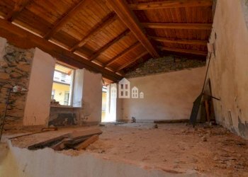 Stanza non arredata - Rustico via Berchera, 14, Pont-Canavese - foto 10