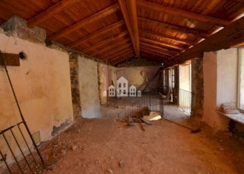 Stanza non arredata - Rustico via Berchera, 14, Pont-Canavese - foto 12