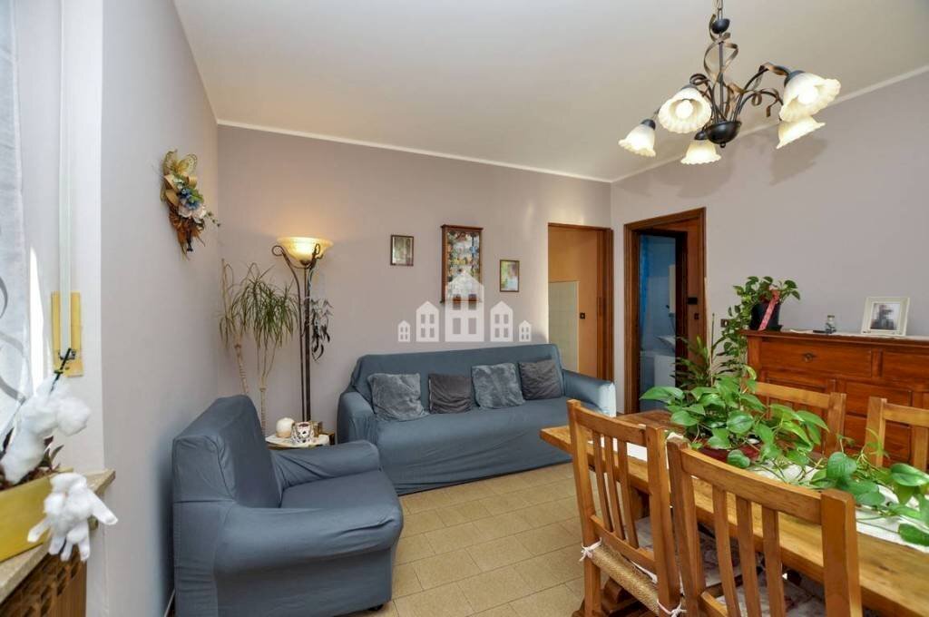 Salone - Quadrilocale Frazione Macchia, 4, Forno Canavese - foto 2