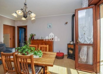 Salone - Quadrilocale Frazione Macchia, 4, Forno Canavese - foto 3