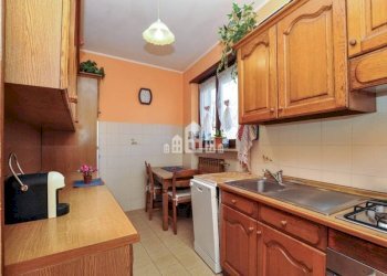Cucina - Quadrilocale Frazione Macchia, 4, Forno Canavese - foto 10