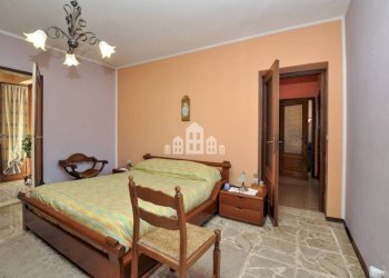 Camera da letto - Quadrilocale Frazione Macchia, 4, Forno Canavese - foto 20