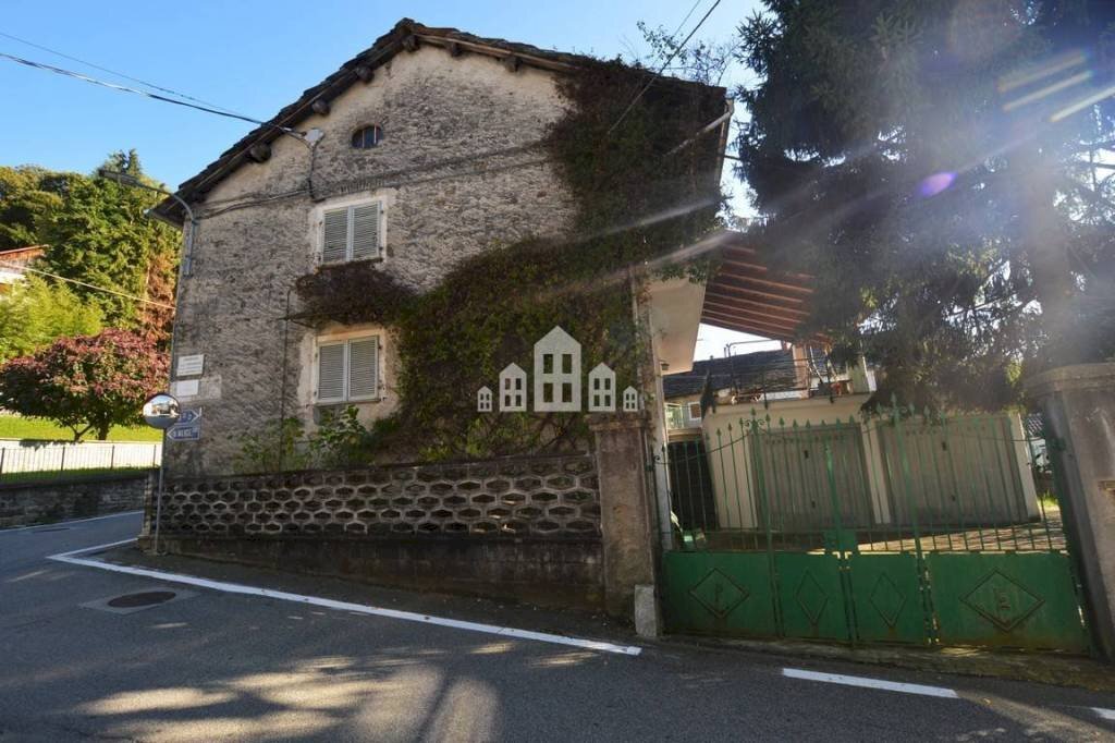 Facciata - Independent house via Cairoli, 1, Brosso - photo 1