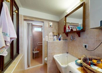 Bagno - Casa indipendente via Cairoli, 1, Brosso - foto 16
