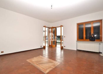 Salone - Villa strada Vicinale di San Salvatore, SNC, Ozegna - photo 10