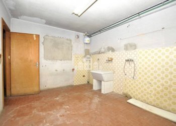 Lavanderia - Villa strada Vicinale di San Salvatore, SNC, Ozegna - photo 46