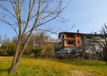 Terreno - Casa indipendente via Aosta, 17, Val di Chy - foto 1