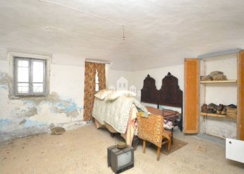 Salone - Casa indipendente via Aosta, 17, Val di Chy - foto 12