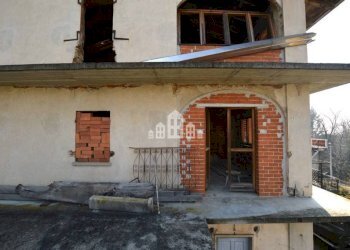 Facciata - Casa indipendente via Aosta, 17, Val di Chy - foto 21