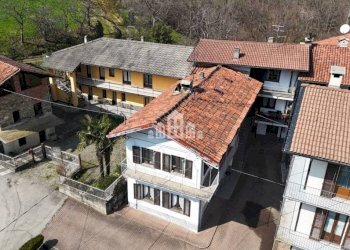 Vista - Casa indipendente via Villa, 31, San Colombano Belmonte - foto 26