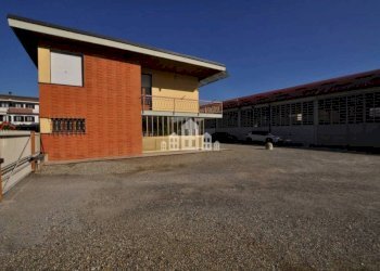 Facciata - Capannone via Fontana, 55, Feletto - foto 7
