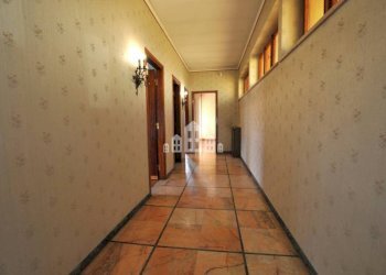 Corridoio - Capannone via Fontana, 55, Feletto - foto 19