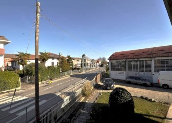 Vista - Capannone via Fontana, 55, Feletto - foto 2