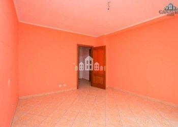 Stanza non arredata - Quadrilocale piazza craveri, 3, Pont-Canavese - foto 6