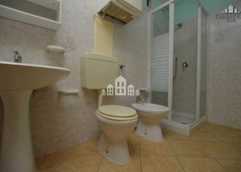 Bagno - Quadrilocale piazza craveri, 3, Pont-Canavese - foto 15