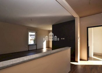 Interno palazzo - Villa via Bosdonio, 7, Cuorgnè - foto 9