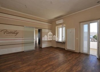 Salone - Villa via Bosdonio, 7, Cuorgnè - foto 15