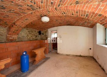 Cantina - Casa indipendente Regione Scheè, 1, Vistrorio - foto 6