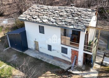 Facciata - Casa indipendente Regione Scheè, 1, Vistrorio - foto 41