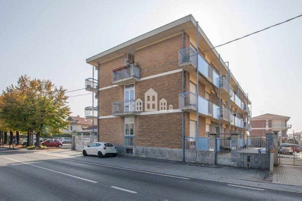 Facciata - Trilocale via Favria, 29, Rivarolo Canavese - foto 2