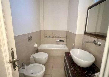 Bagno - Appartamento via della Repubblica, 29, Biella - foto 9