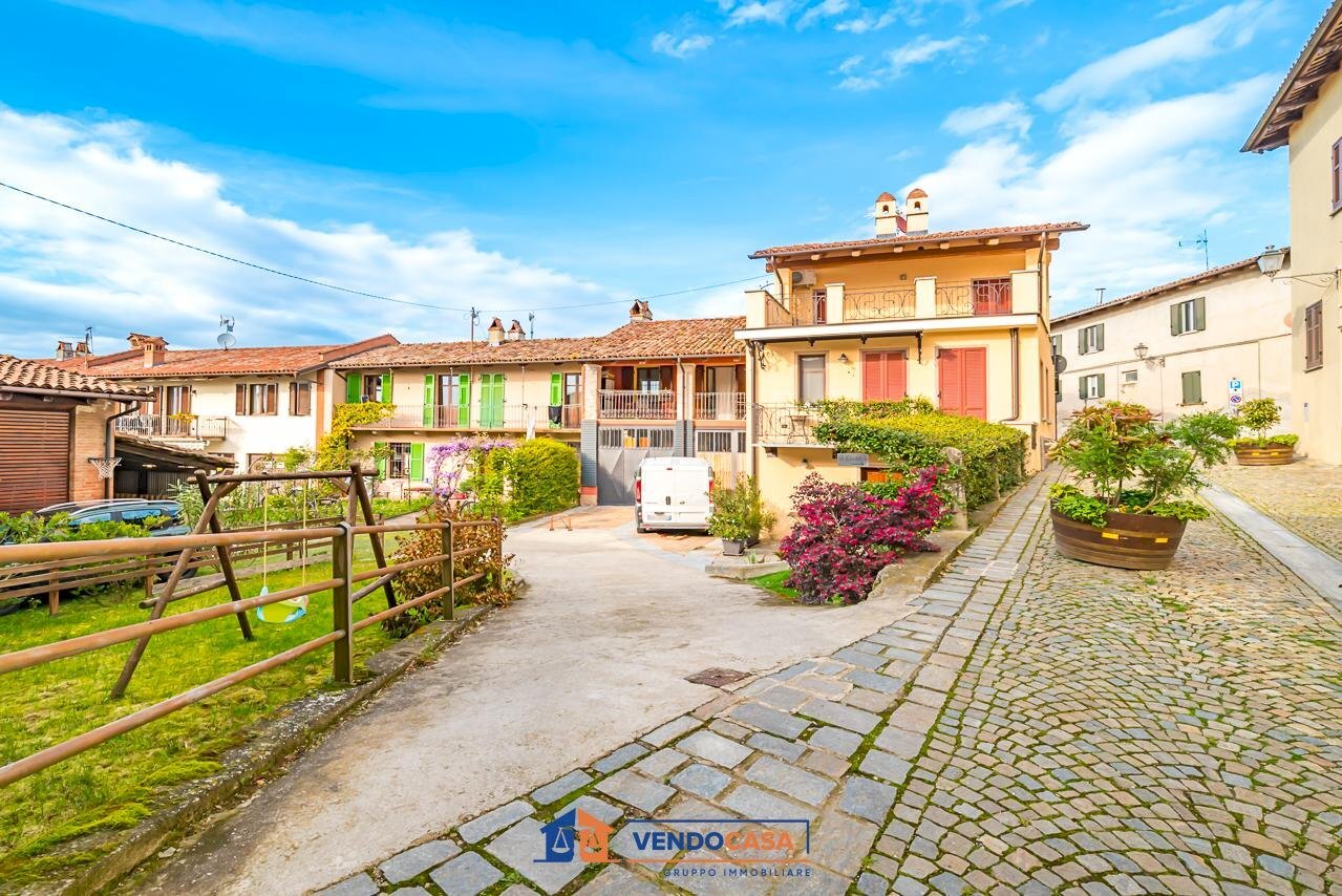 Casa indipendente Verduno - foto 2