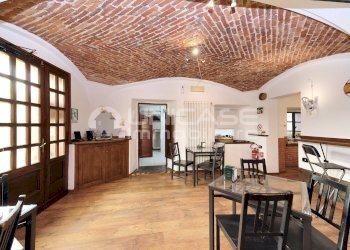 Sala - Ristorante Via XVII Febbraio, 5, Luserna San Giovanni - foto 6