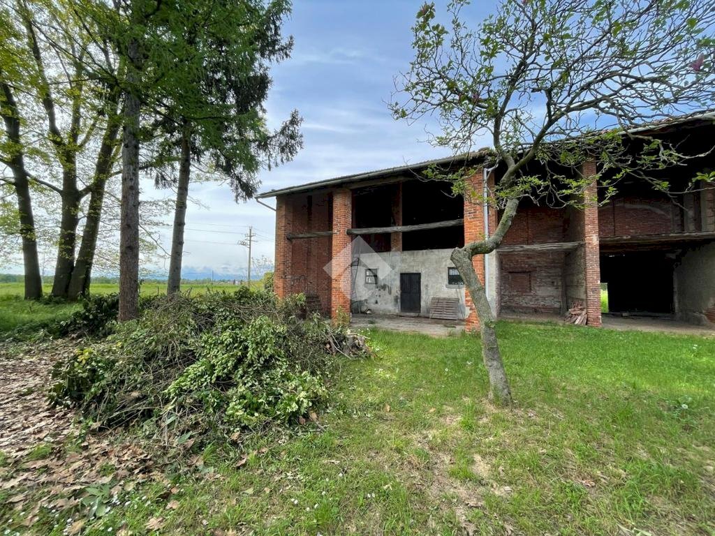 Rustic Cascina Secca, Momo - photo 1