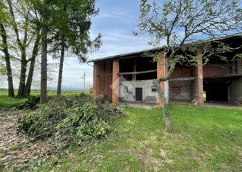 Rustico Cascina Secca, Momo - foto 1