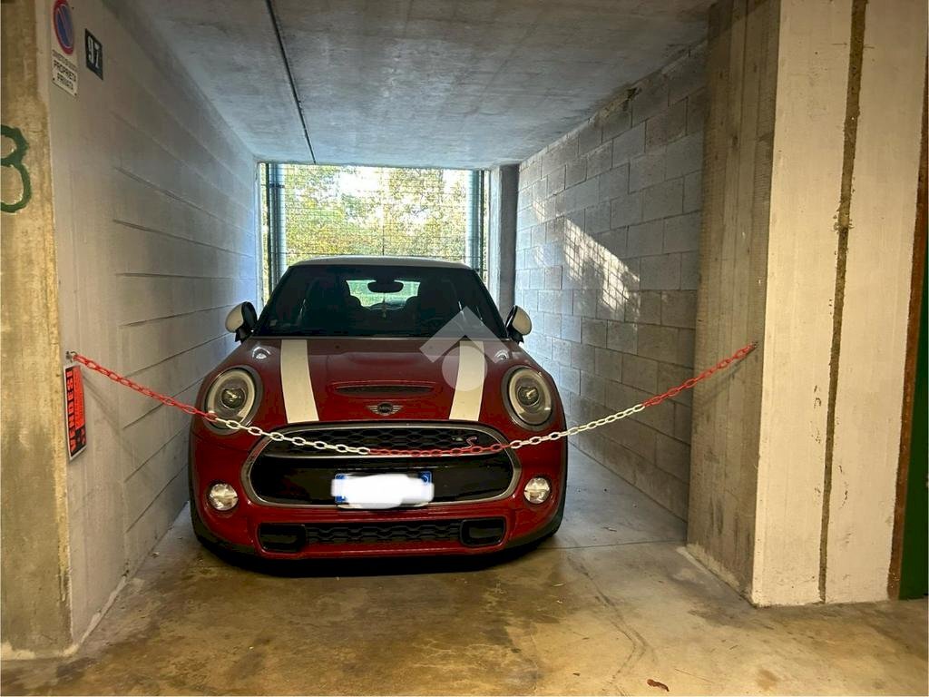 Parking space Via Emilio Salgari, Genova (neighborhood Pegli) - photo 1