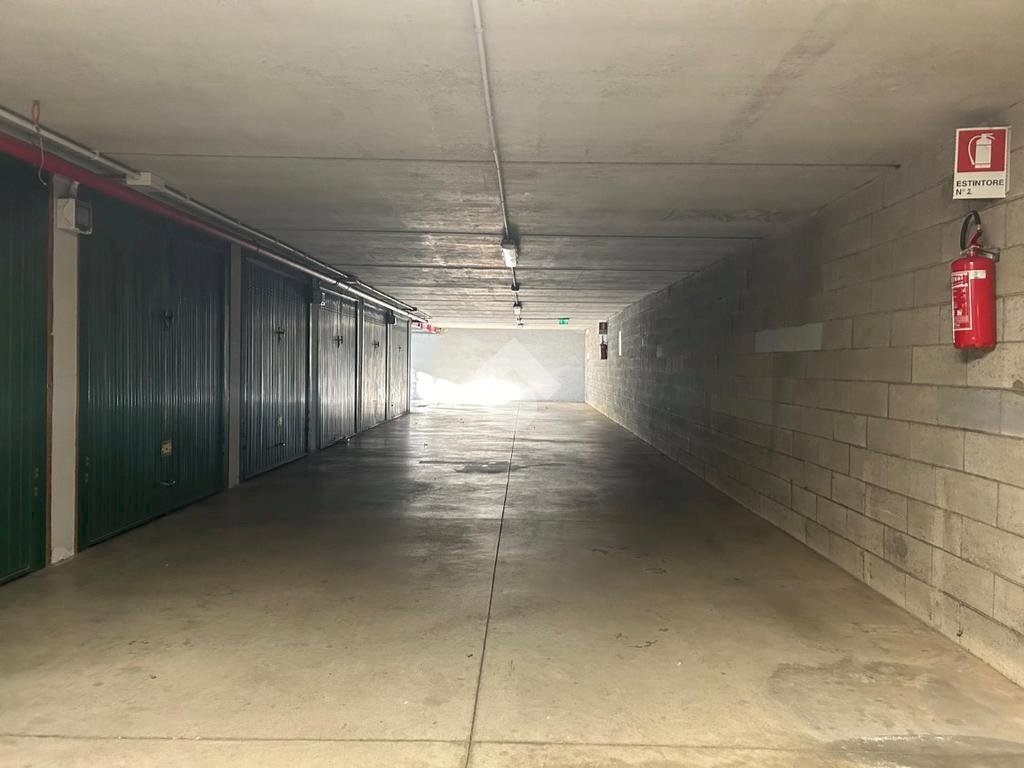 Parking space Via Emilio Salgari, Genova (neighborhood Pegli) - photo 2