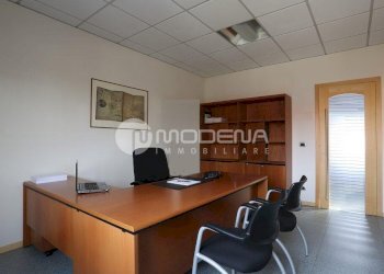 Office Modena (neighborhood Circoscrizione 1) - photo 3