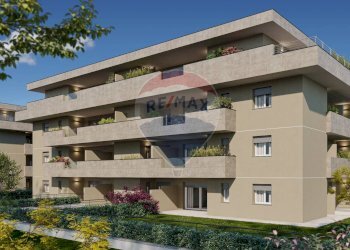 Trilocale VIA MARTIRI DELLE FOIBE, Cambiago - foto 1