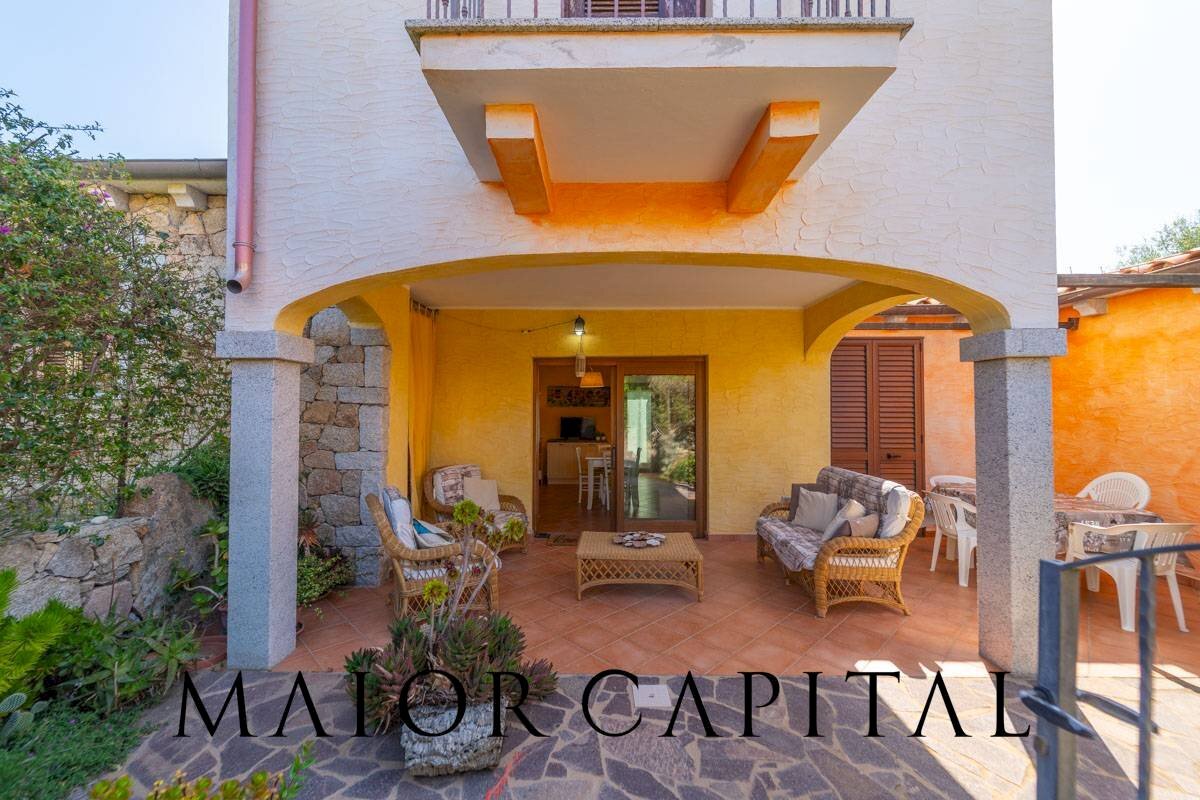 Villa a Schiera Via Eugenio Montale, San Teodoro - foto 1