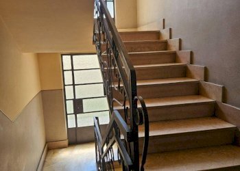 Interno palazzo - Quadrilocale strada del Fortino, 10, Asti - foto 3