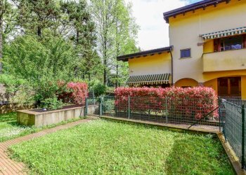 Giardino - Trilocale via Guglielmo Marconi, 43, Faloppio - foto 4