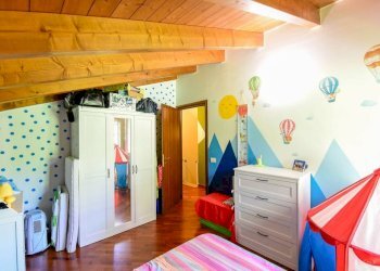 Camera da letto - Trilocale via Guglielmo Marconi, 43, Faloppio - foto 19