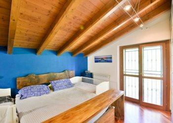 Camera da letto - Trilocale via Guglielmo Marconi, 43, Faloppio - foto 21