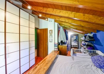 Camera da letto - Trilocale via Guglielmo Marconi, 43, Faloppio - foto 23