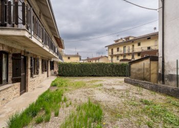 Apartment Frazione Airale, snc, Valloriate - photo 40