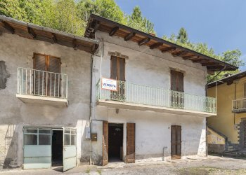 Casa semi indipendente Frazione Airale, snc, Valloriate - foto 1