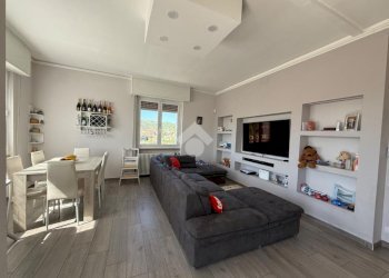 Three-room apartment Via Sisto IV, Albisola Superiore - photo 9