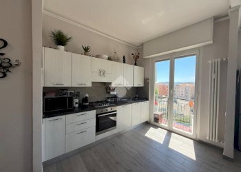 Three-room apartment Via Sisto IV, Albisola Superiore - photo 10