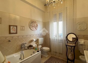Two-room apartment Corso Giuseppe Mazzini, Albisola Superiore - photo 20