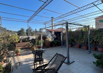 Two-room apartment Corso Giuseppe Mazzini, Albisola Superiore - photo 1